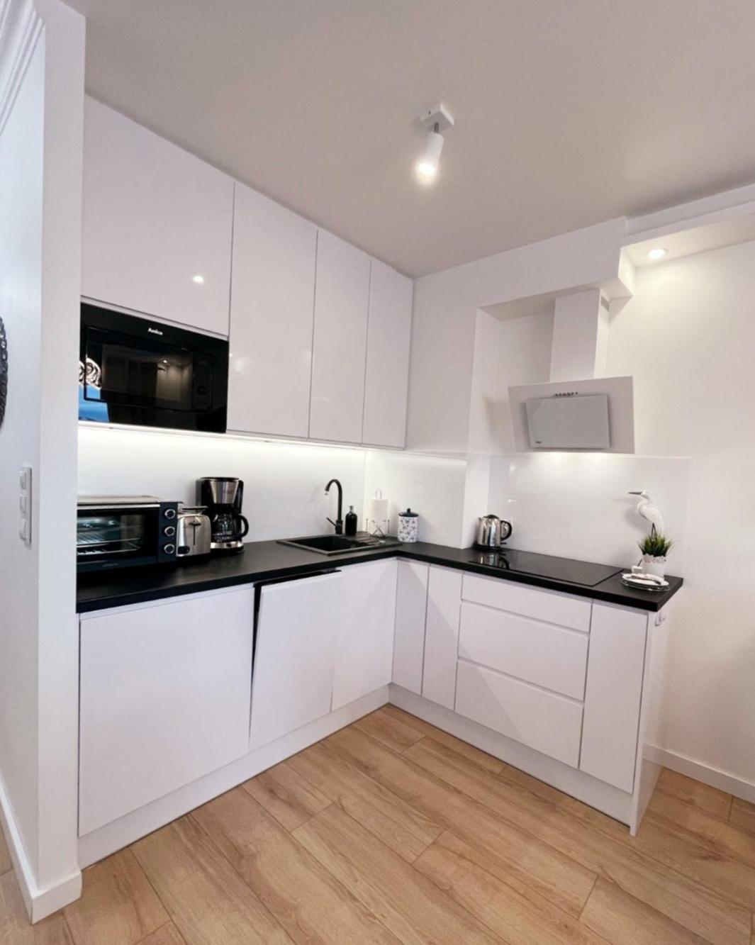 Apartamenty Bryza - Kwartal Rozy Wiatrow - Garaz سفينويتشي المظهر الخارجي الصورة